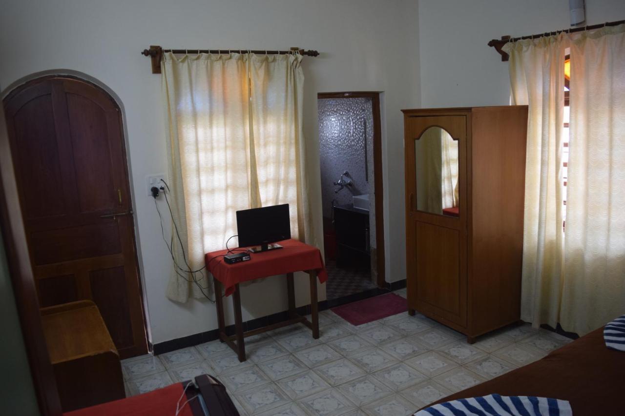 Bribon Guest House Calangute Exterior photo